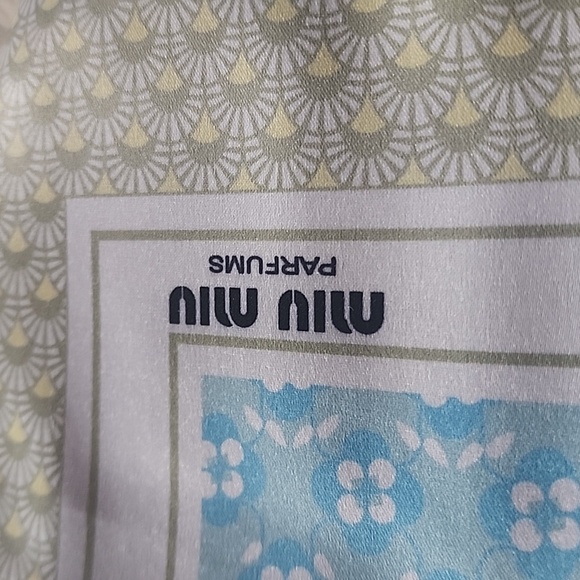 Floral Blue and Green Scarf - Picture 5 of 6